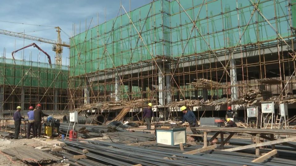 龙井擘画项目建设新蓝图 为产业发展持续注入强劲新动能